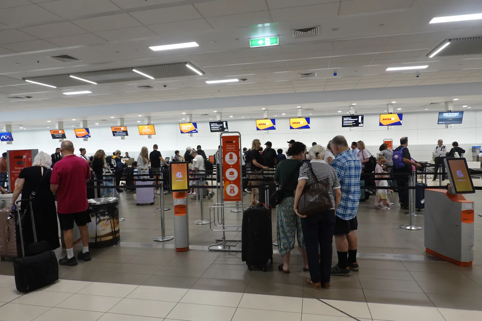ケアンズ空港T2国内線ターミナルのJetstarチェックインエリア