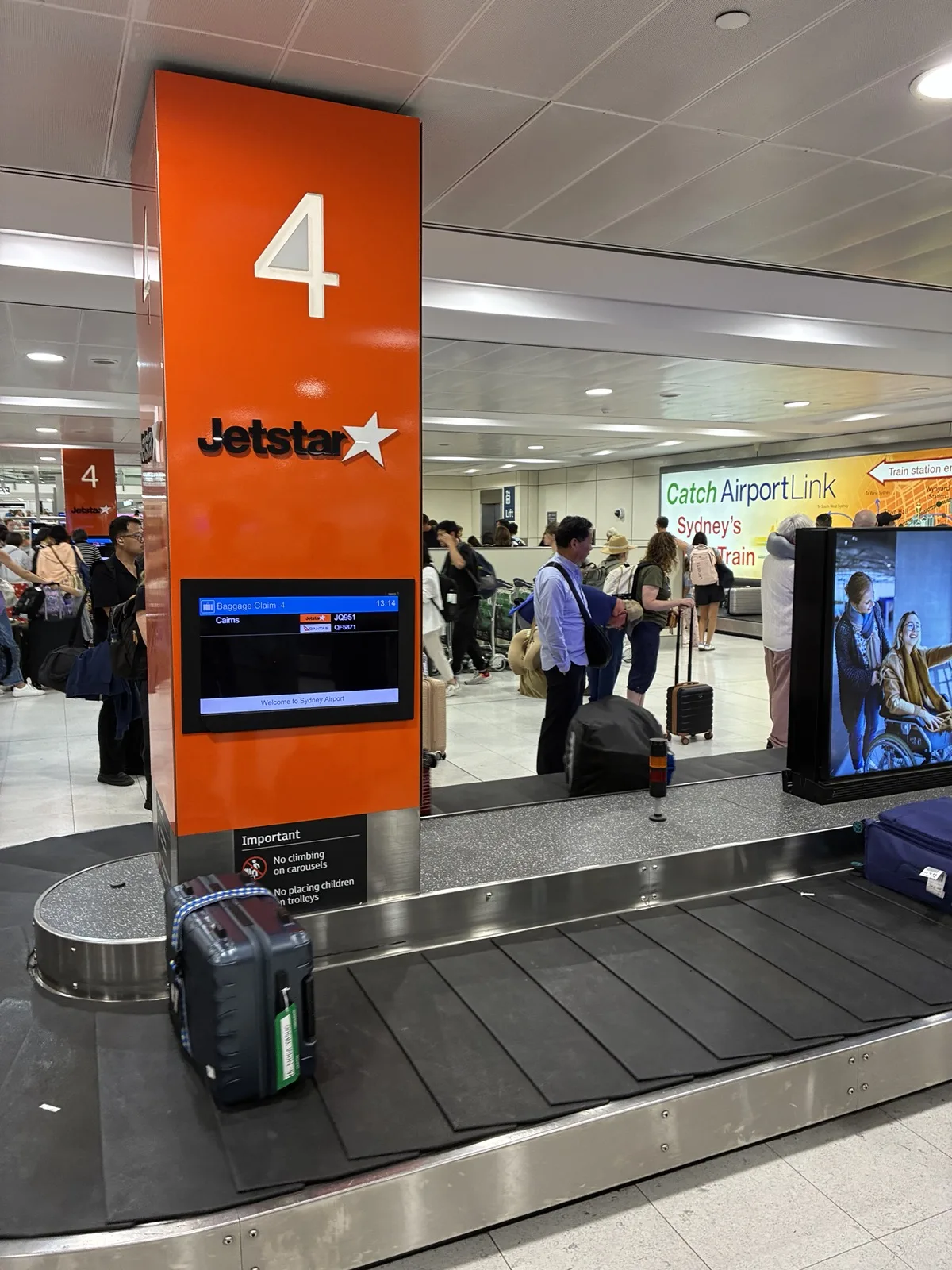 シドニー空港T2のJetstar到着便の手荷物受取所