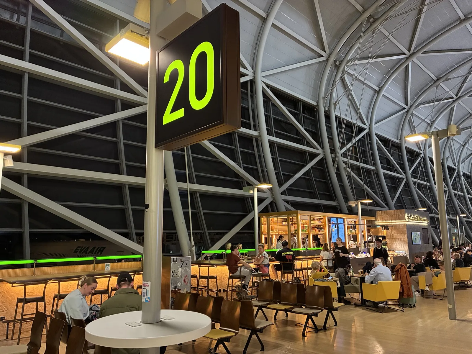 関西国際空港からケアンズへ向かうJetstar JQ16の搭乗口