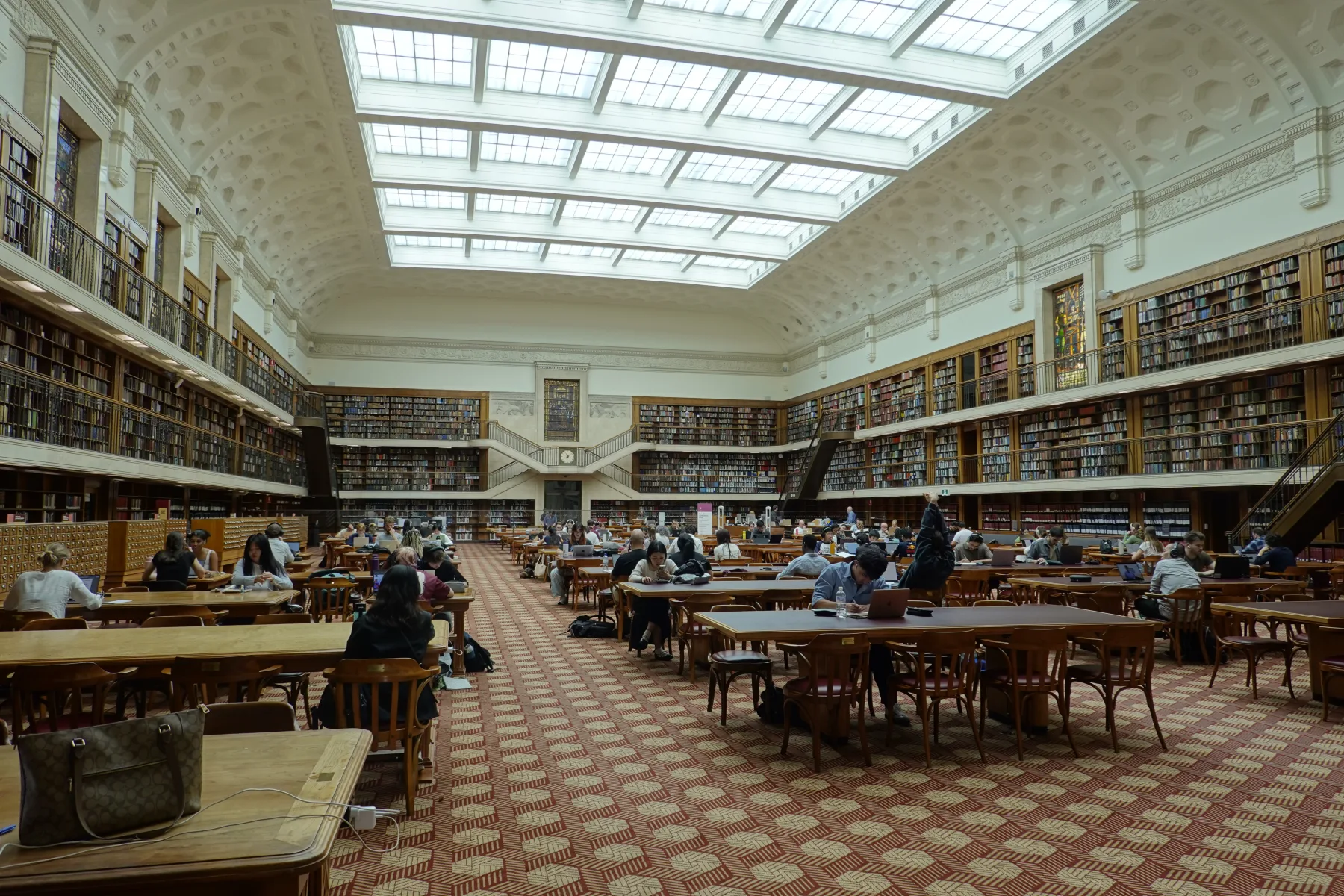 ニューサウスウェールズ州立図書館に展示された歴史的な収蔵品