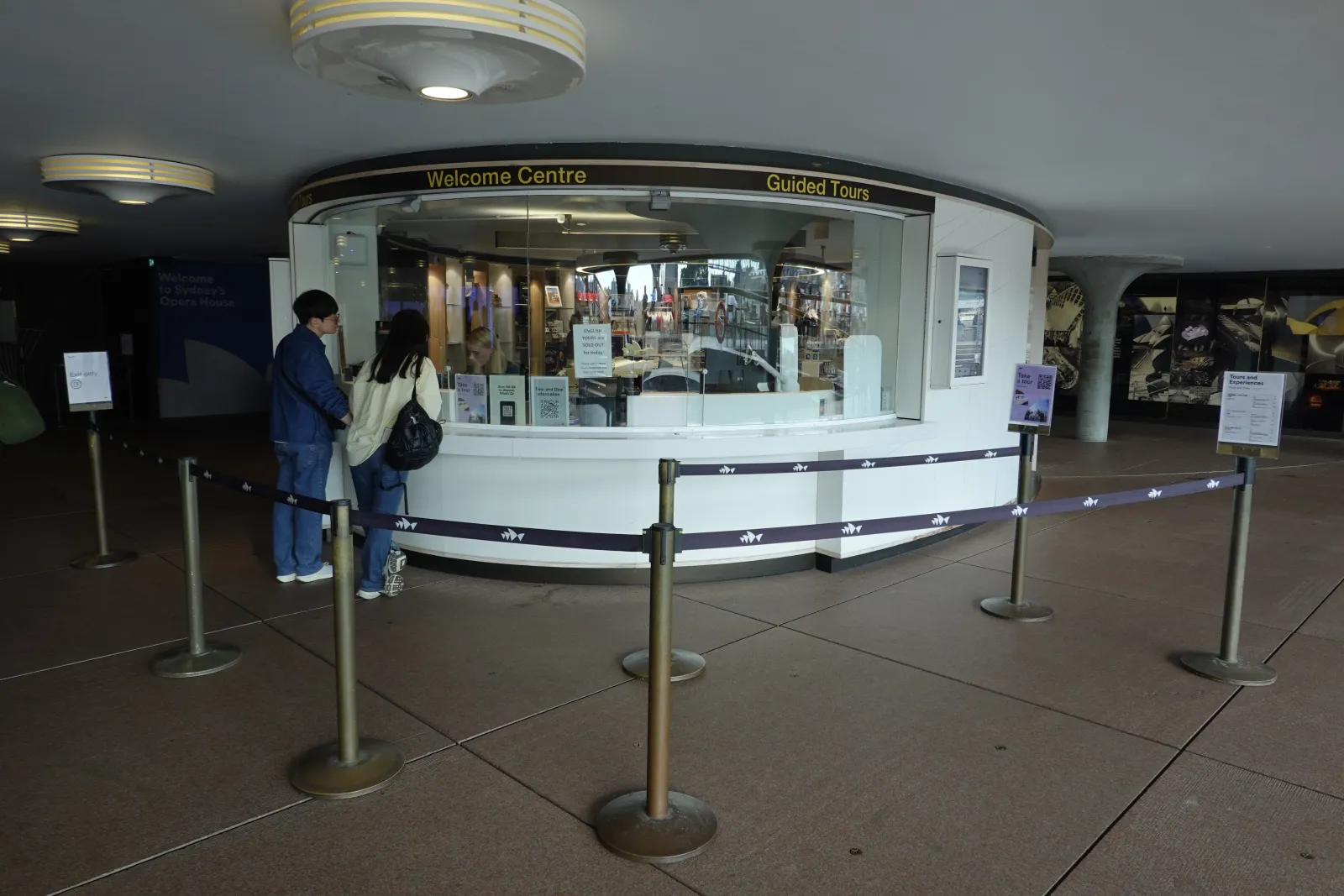シドニー・オペラハウスのWelcome Centreにあるツアー受付カウンター